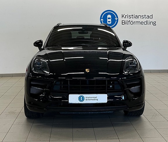 Porsche Macan GTS 3 of 5