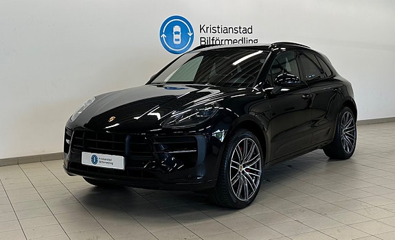 Porsche Macan GTS 2 of 5