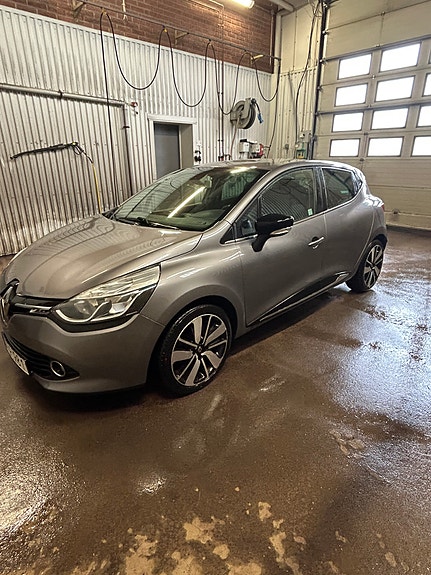 Renault Clio 3 of 5