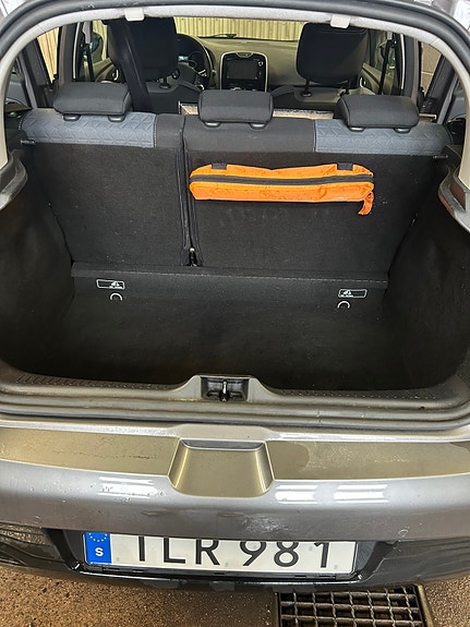 Renault Clio 7 of 8