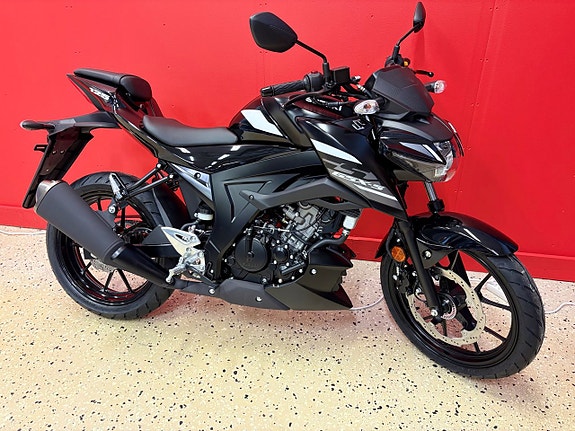 Suzuki GSX-S125 2 of 6