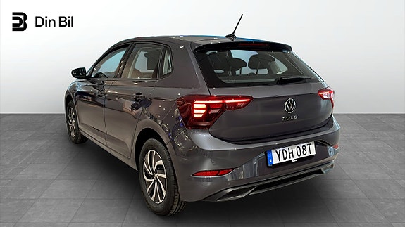 Volkswagen Polo 3 of 5