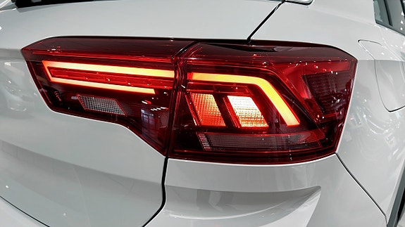 Volkswagen T-Roc 13 of 19