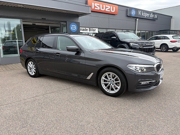 BMW 520d 2 of 5