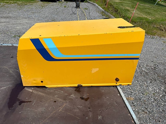 LUNDBERG  344 T  motorhuv 2 of 3