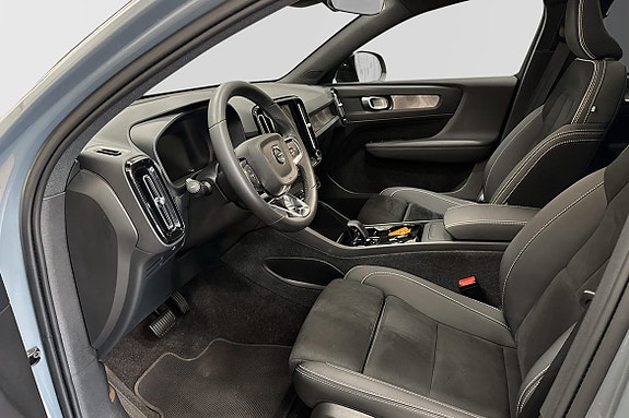 Volvo C40 4 of 5