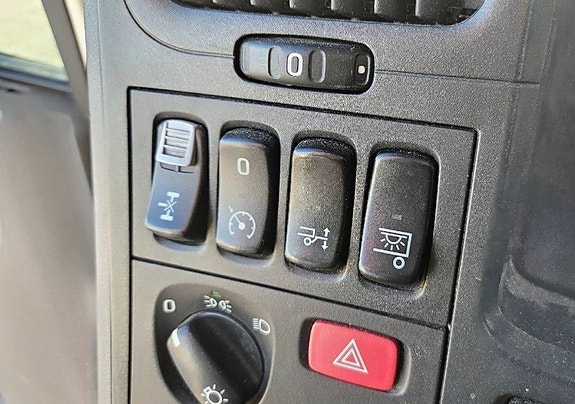 Scania P 270 14 of 24