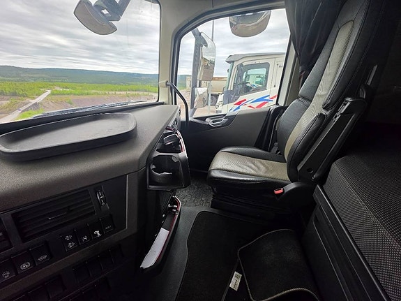 Volvo FH 16 750 9 of 24