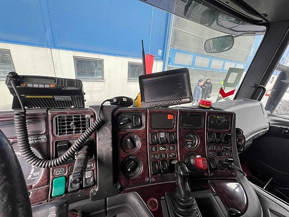 Scania P 114 14 of 24