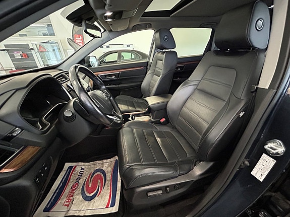 Honda CR-V 11 of 22