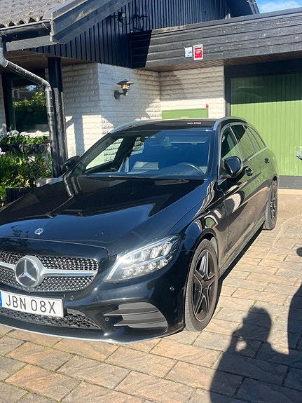 Mercedes-Benz C200 5 of 10