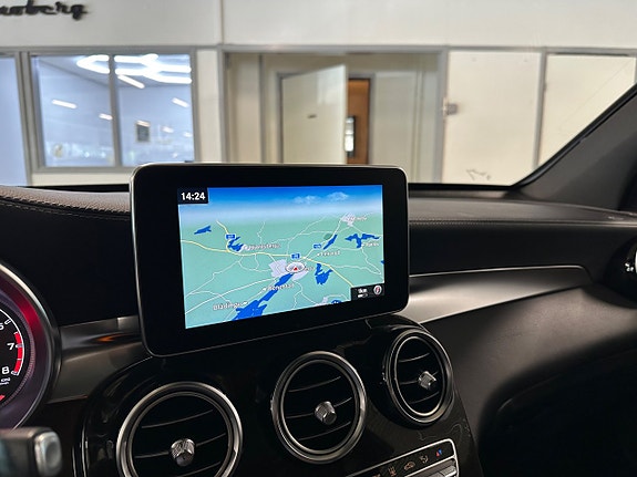 Mercedes-Benz GLC43 22 of 30