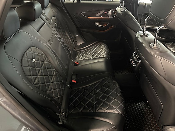 Mercedes-Benz GLC43 10 of 30