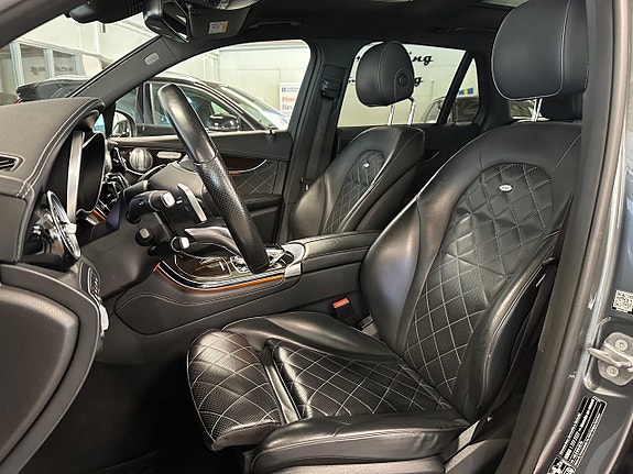 Mercedes-Benz GLC43 17 of 30