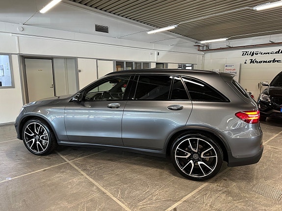 Mercedes-Benz GLC43 6 of 30