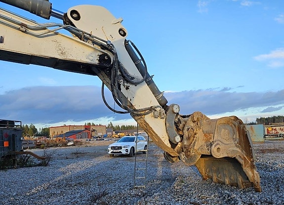 Liebherr R 966 HD 4 of 24