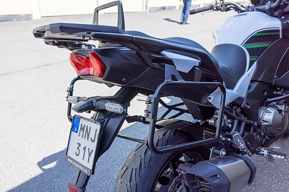 Kawasaki Versys 1000 2 of 5