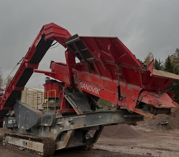 Sandvik QH 332 DDHS 2 of 5