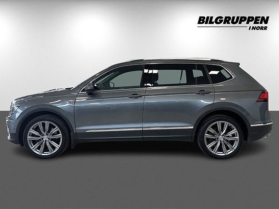 Volkswagen Tiguan Allspace 4 of 5