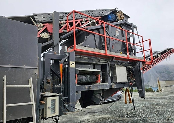 Sandvik QH 640 21 of 24
