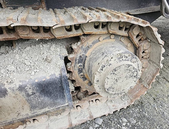 Sandvik QH 640 18 of 24