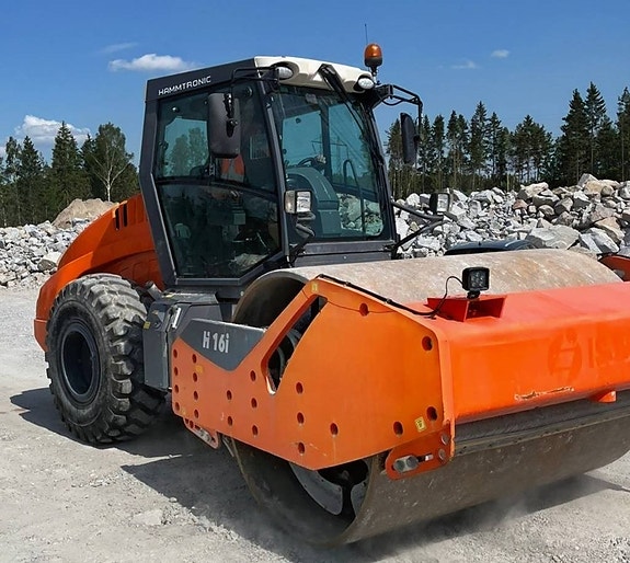 Hamm H 16 i 2 of 5