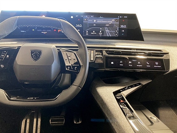 Peugeot 3008 3 of 5