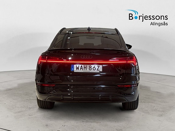 Audi Q8 5 of 5