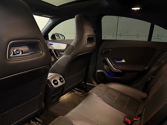 Mercedes-Benz CLA200 13 of 20