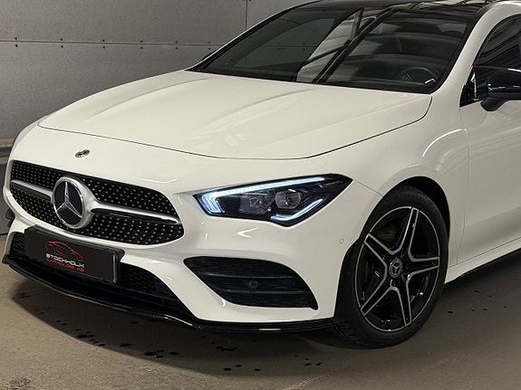 Mercedes-Benz CLA200 4 of 5