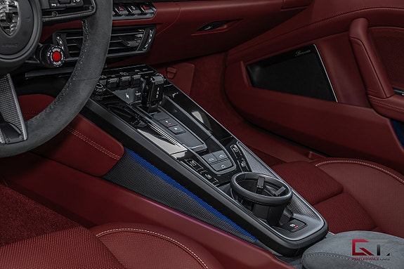 Porsche 911 18 of 24
