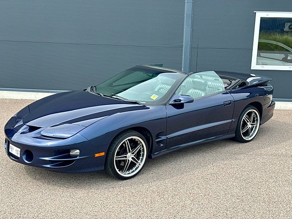 Pontiac Firebird 2 of 5