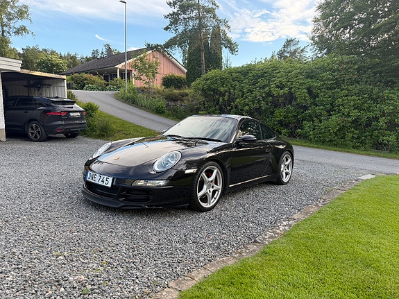 Porsche 911 Carrera S 6 of 12