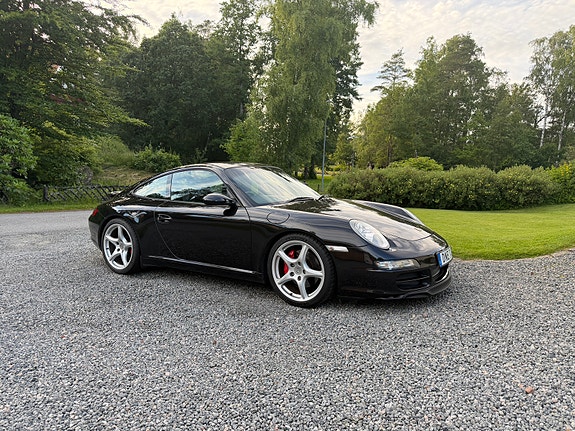 Porsche 911 Carrera S 5 of 5