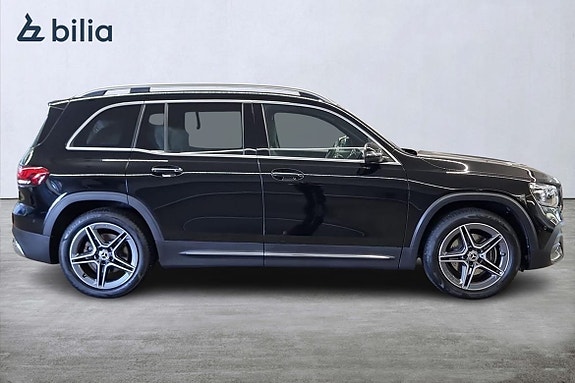 Mercedes-Benz GLB250+ 5 of 5