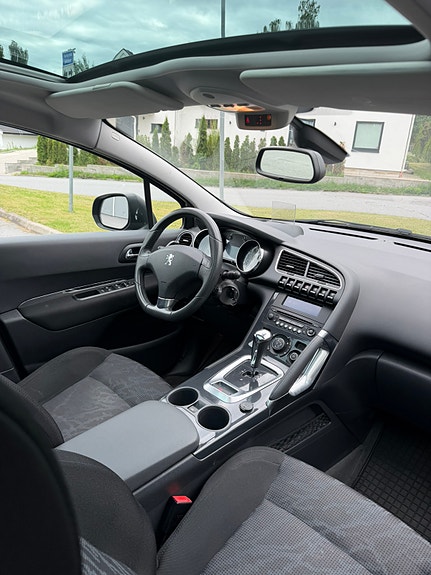 Peugeot 3008 5 of 5