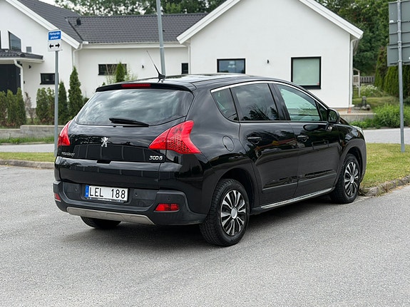 Peugeot 3008 3 of 5