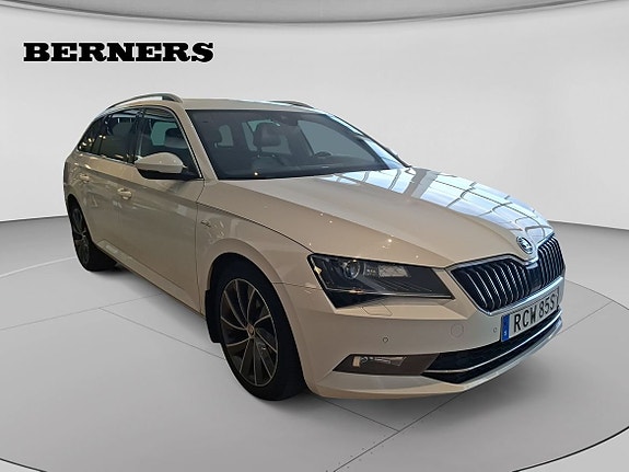 Skoda Superb 7 of 15
