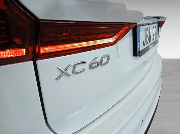 Volvo XC60 13 of 14