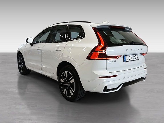 Volvo XC60 4 of 14