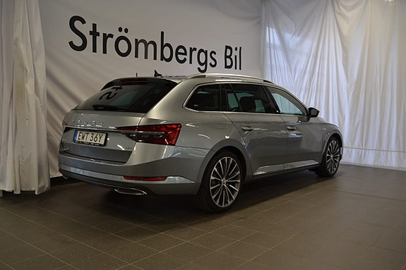 Skoda Superb 3 of 5