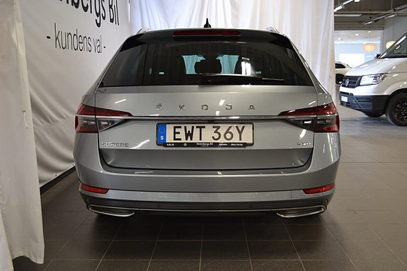 Skoda Superb 4 of 5