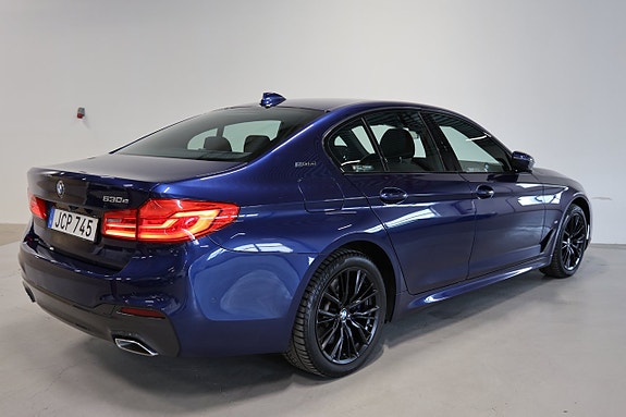 BMW 530e 8 of 27