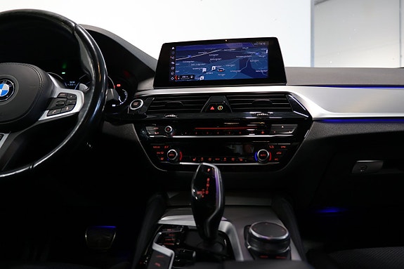 BMW 530e 14 of 27