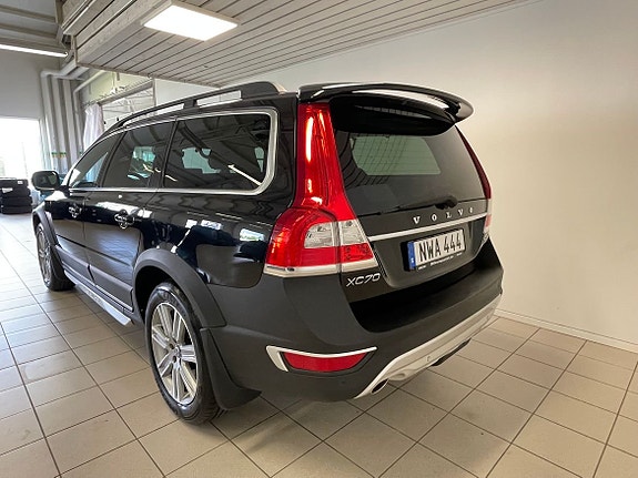 Volvo XC70 4 of 7