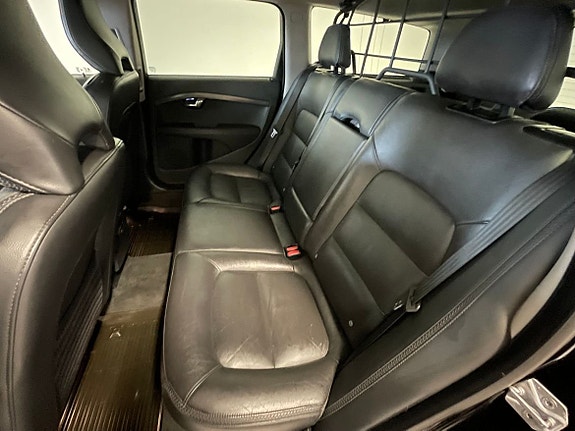 Volvo XC70 7 of 7