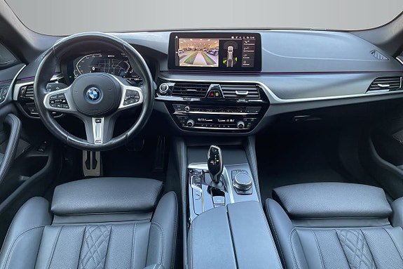 BMW 530e 12 of 17