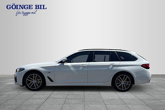 BMW 530e 5 of 17