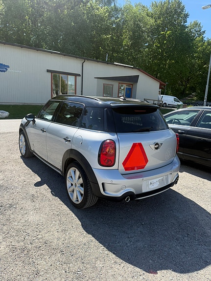 MINI Countryman Cooper SD 3 of 5