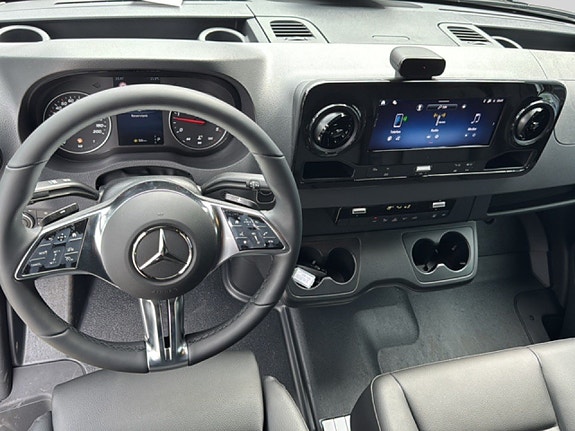 Mercedes-Benz Sprinter 319 7 of 14